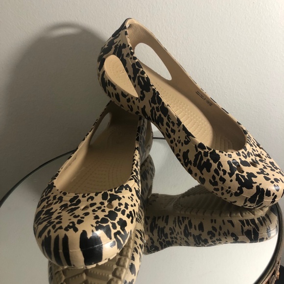 CROCS Shoes - EUC Ballet Slipper CROCS, Leopard print